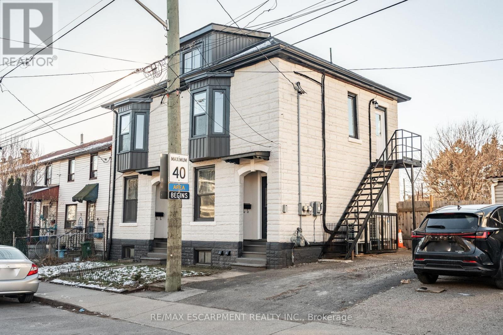 68-70 ROBERT STREET N - Photo 2 of 40, Hamilton (Beasley), Ontario