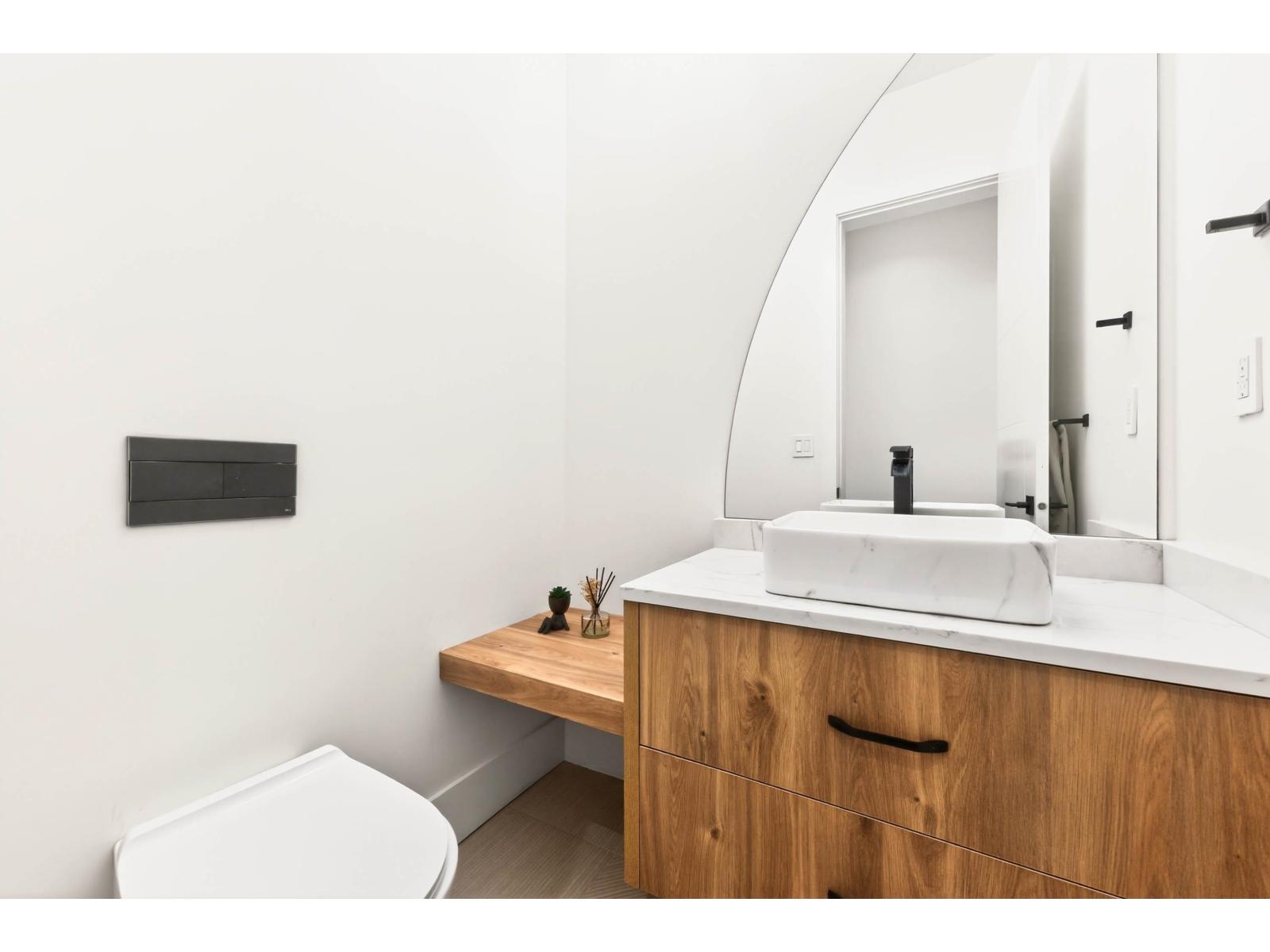 7881 112A STREET, Delta