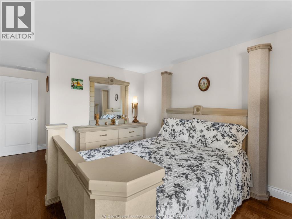 #406 34 BOBLO ISLAND BOULEVARD - 20
