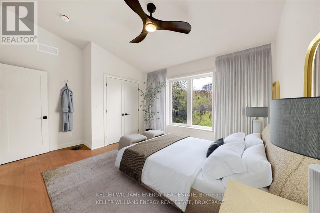 1032 BURR ROAD - 32