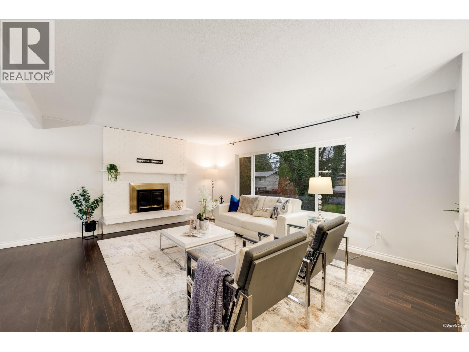 3728 INVERNESS STREET, Port Coquitlam