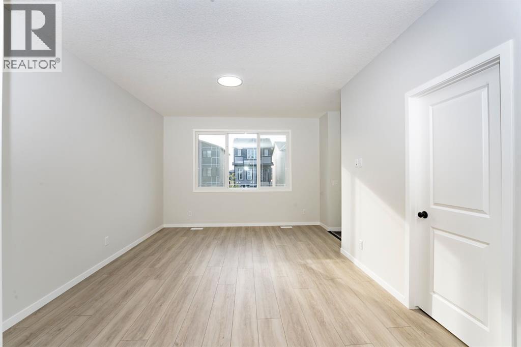 Single Family House for Sale in  Lucas Boulevard NW Livingston Calgary 