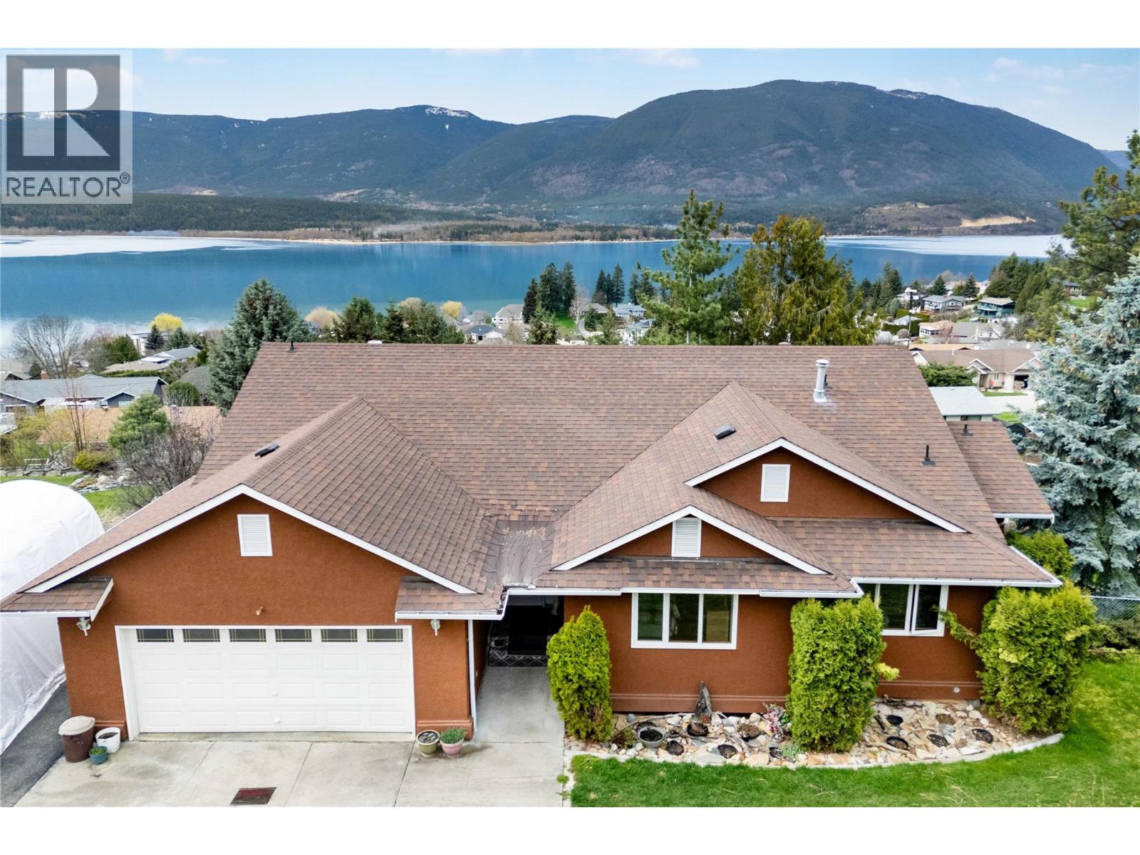  4711 16 Street Northeast, Salmon Arm