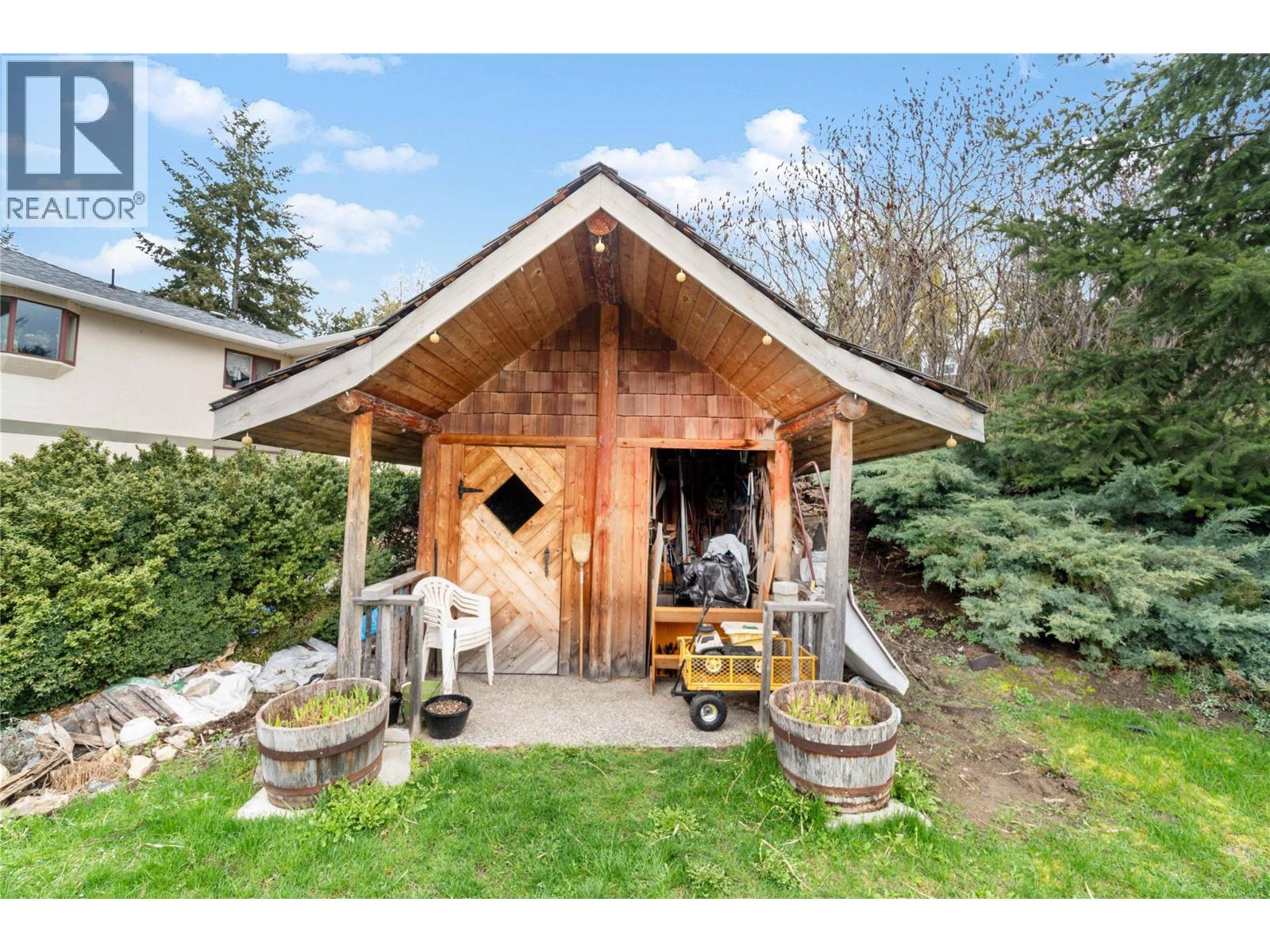  4711 16 Street Northeast, Salmon Arm