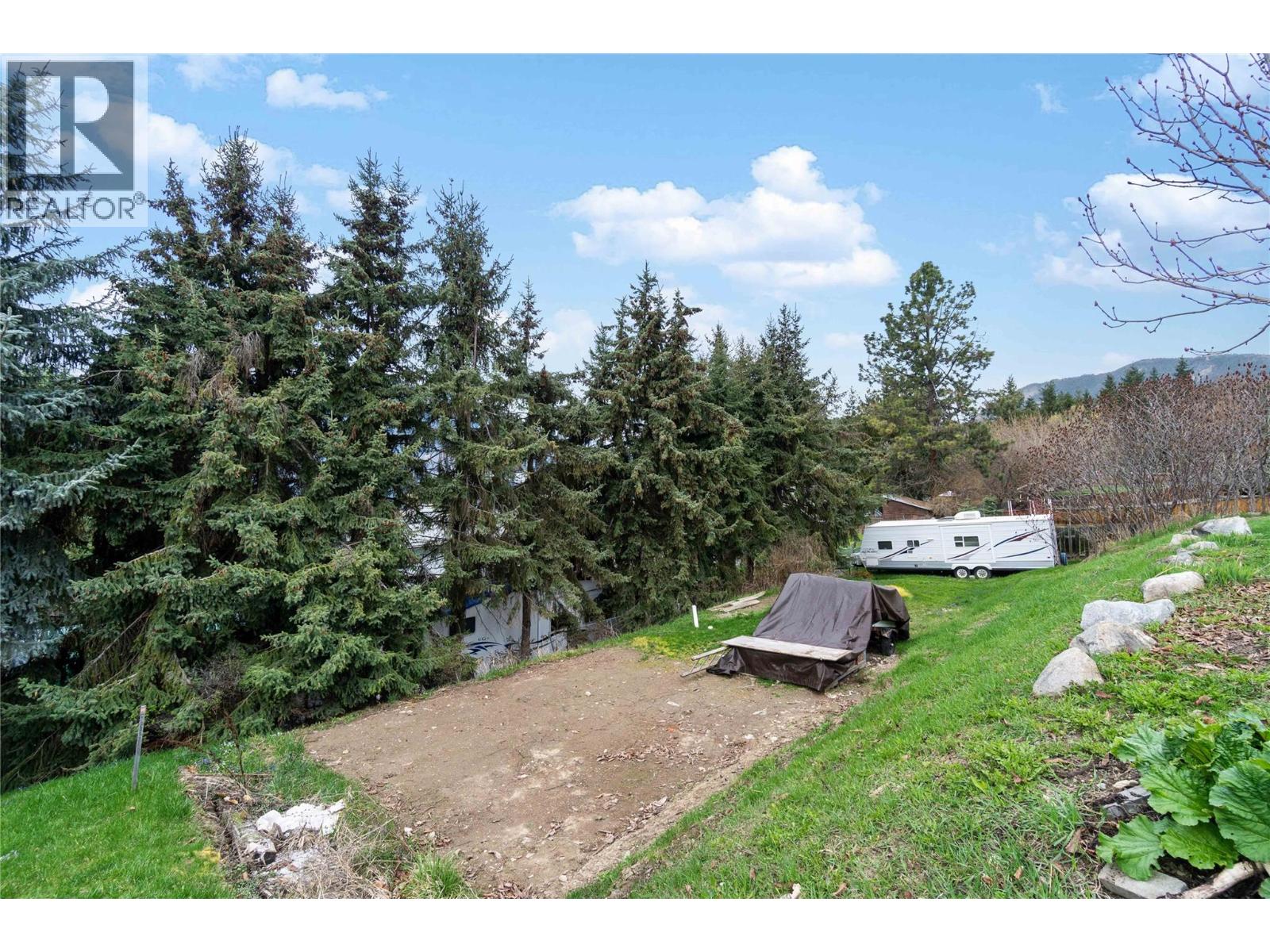  4711 16 Street Northeast, Salmon Arm