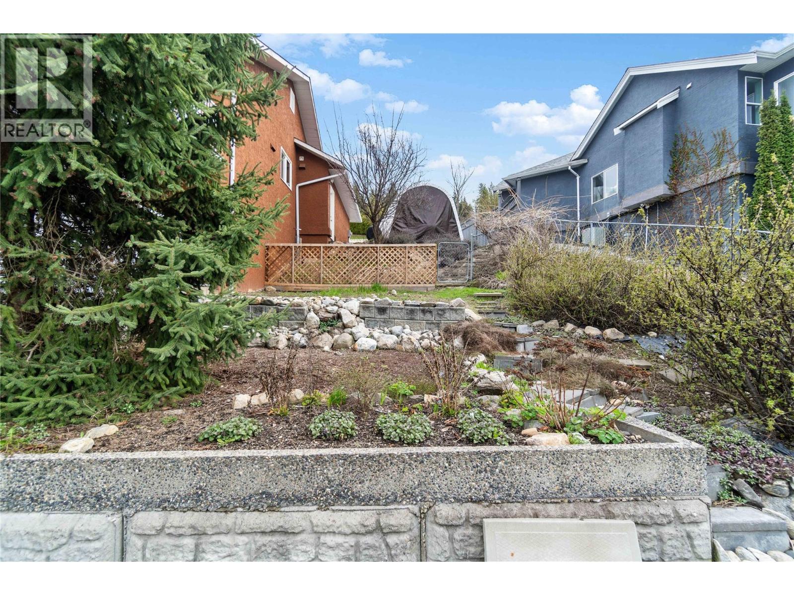  4711 16 Street Northeast, Salmon Arm