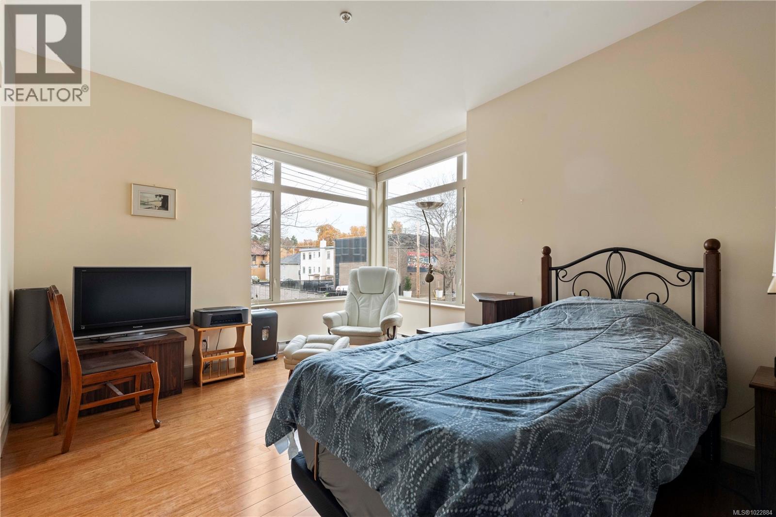 105 1035 Sutlej Street, Victoria