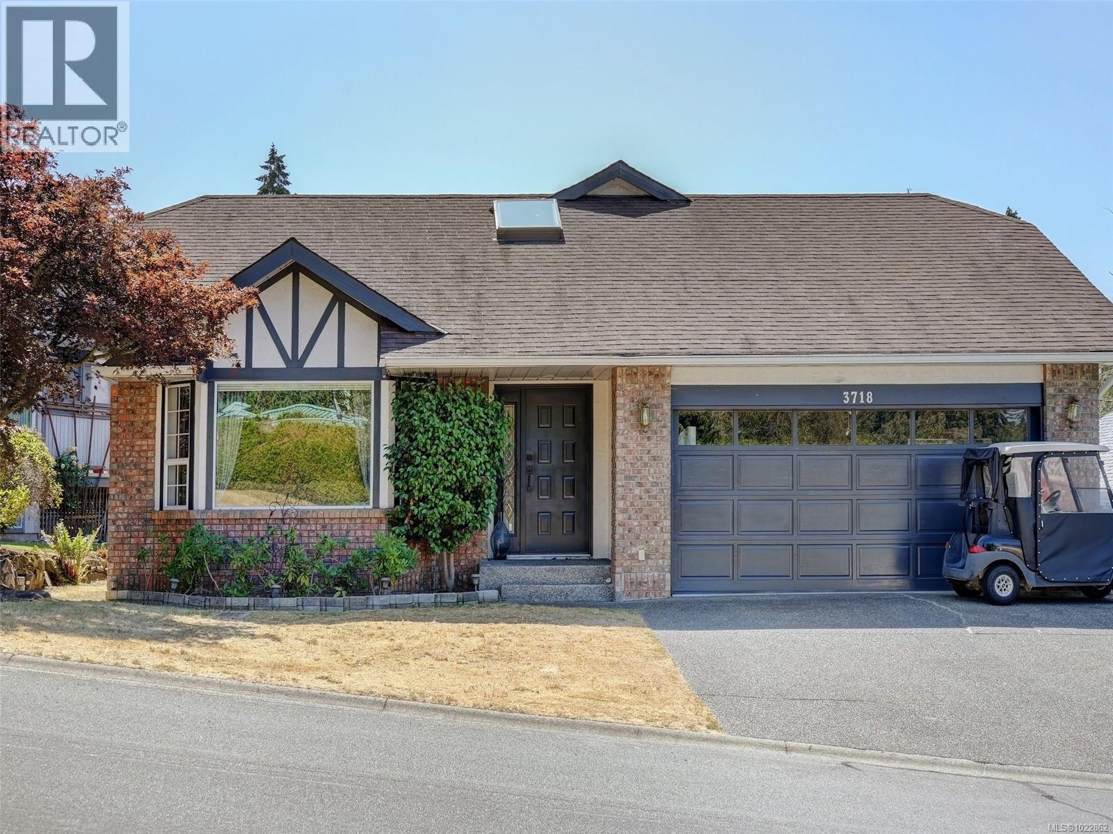 3718 Arbutus Dr N - 21