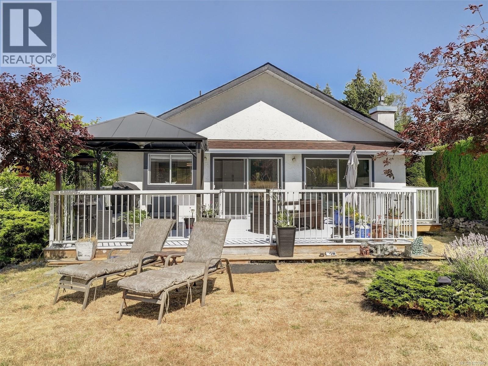 3718 Arbutus Dr N, Cobble Hill