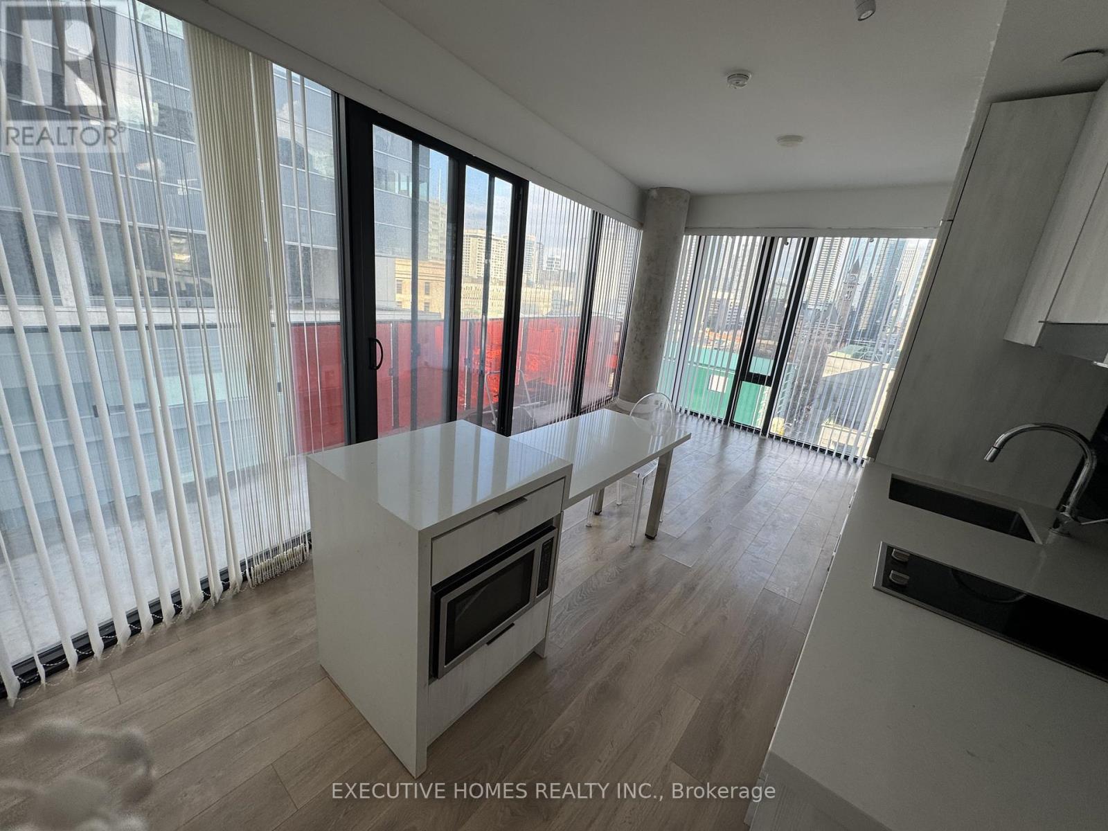 1208 - 215 QUEEN STREET W - Photo 3 of 12, Toronto (Waterfront Communities), Ontario