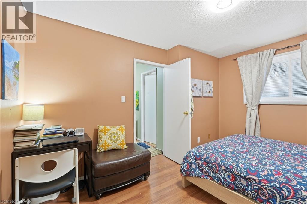 #30 1440 GARTH STREET - 26