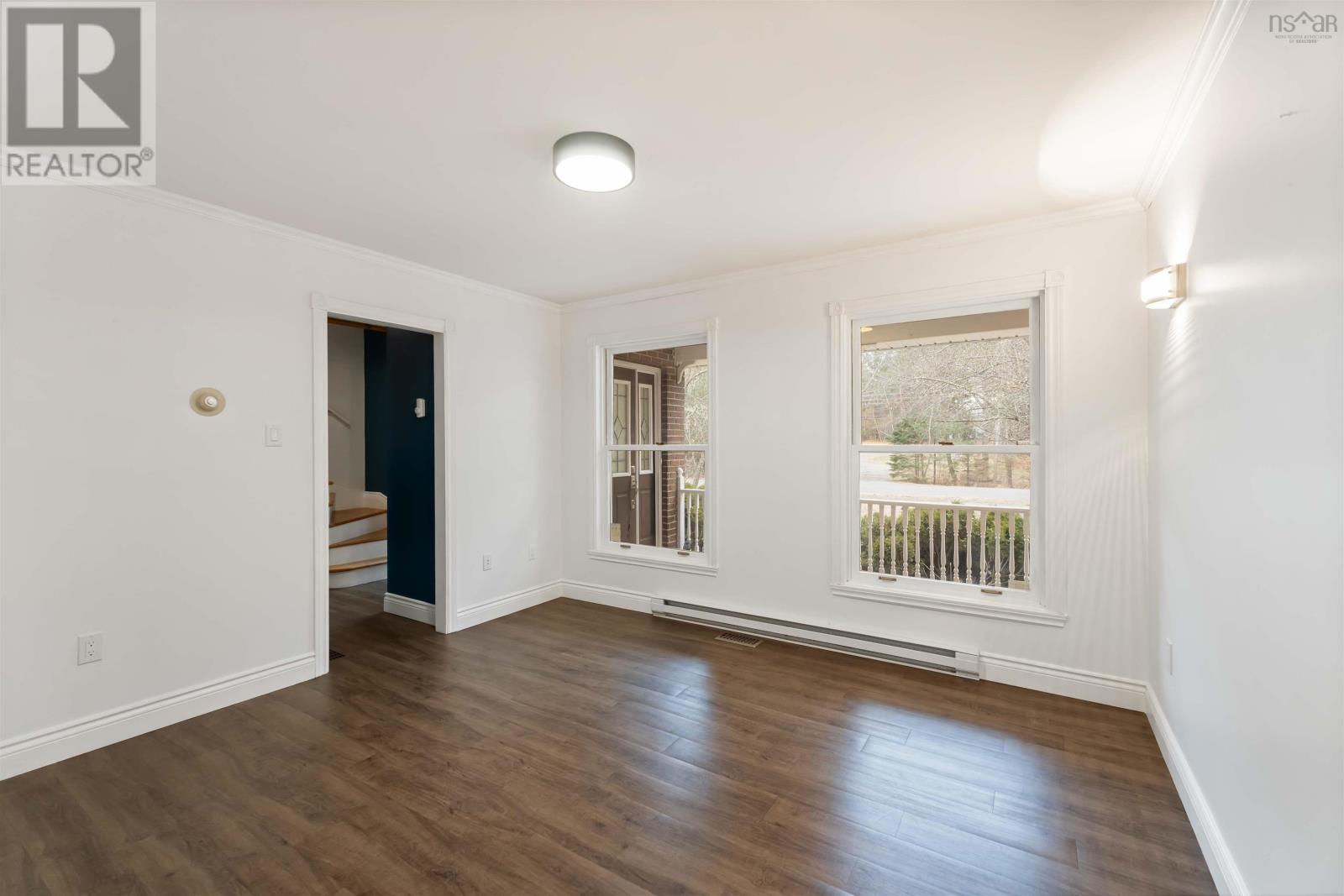 Property 18 of 47 of 95 Bentwood Crescent