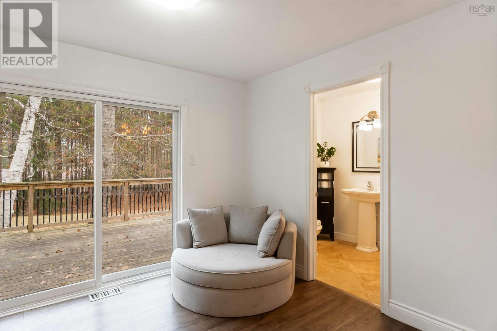 Property 16 of 47 of 95 Bentwood Crescent