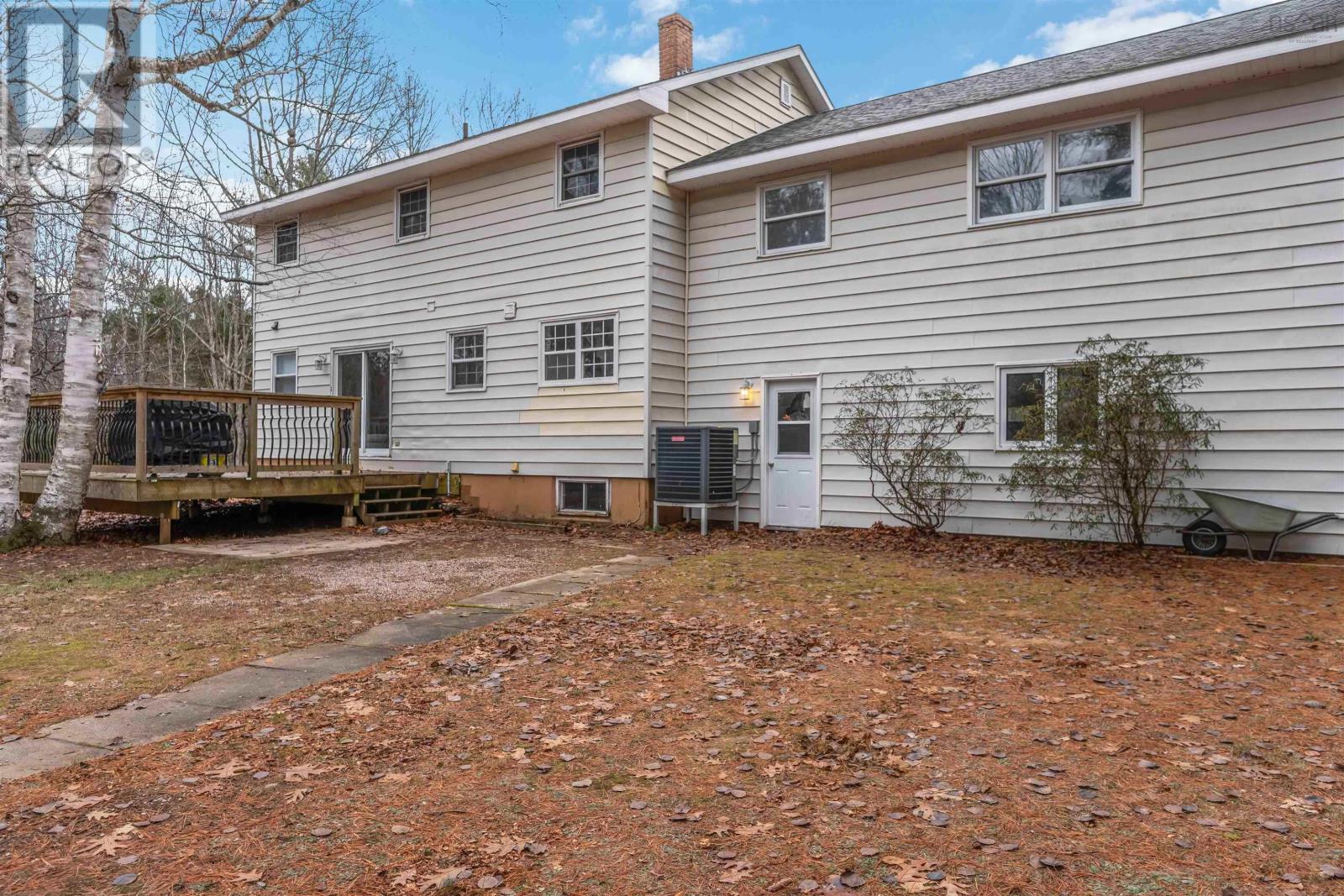 Property 39 of 47 of 95 Bentwood Crescent