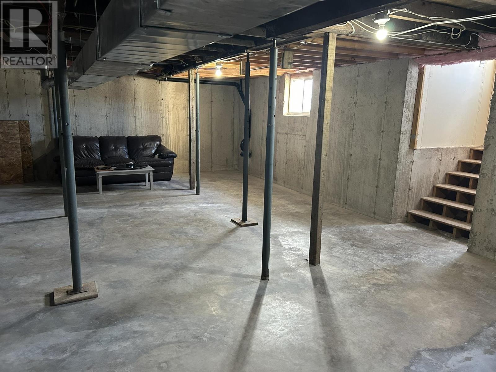 Property 26 of 38 of 2279 NORTH Street