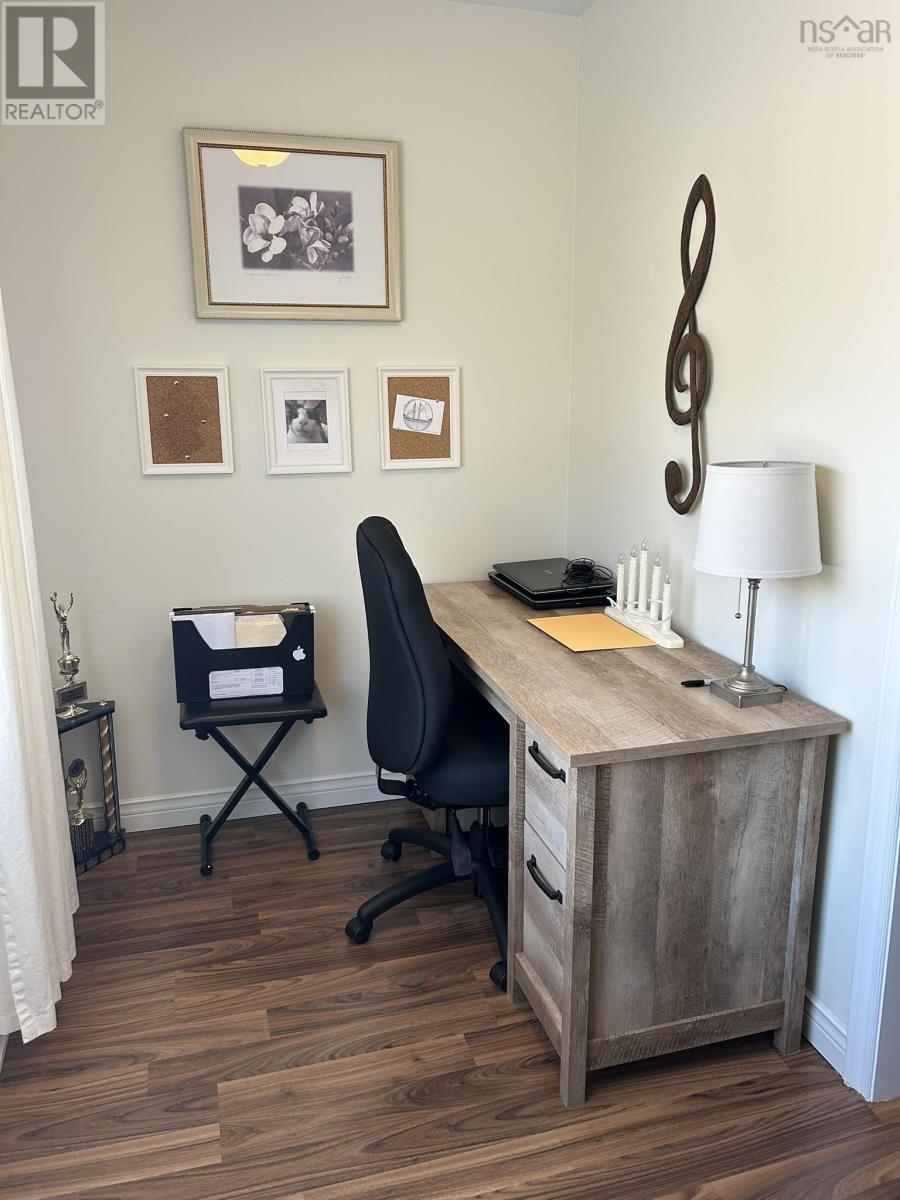 Property 14 of 38 of 2279 NORTH Street