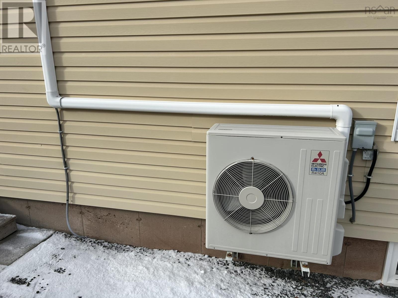 Property 34 of 38 of 2279 NORTH Street