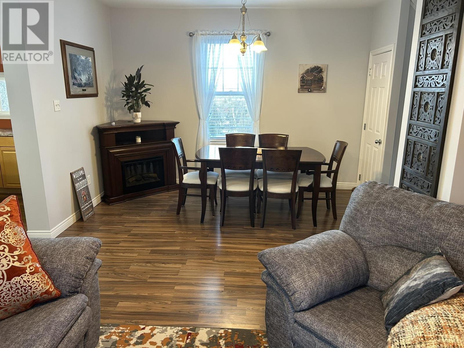 Property 10 of 38 of 2279 NORTH Street