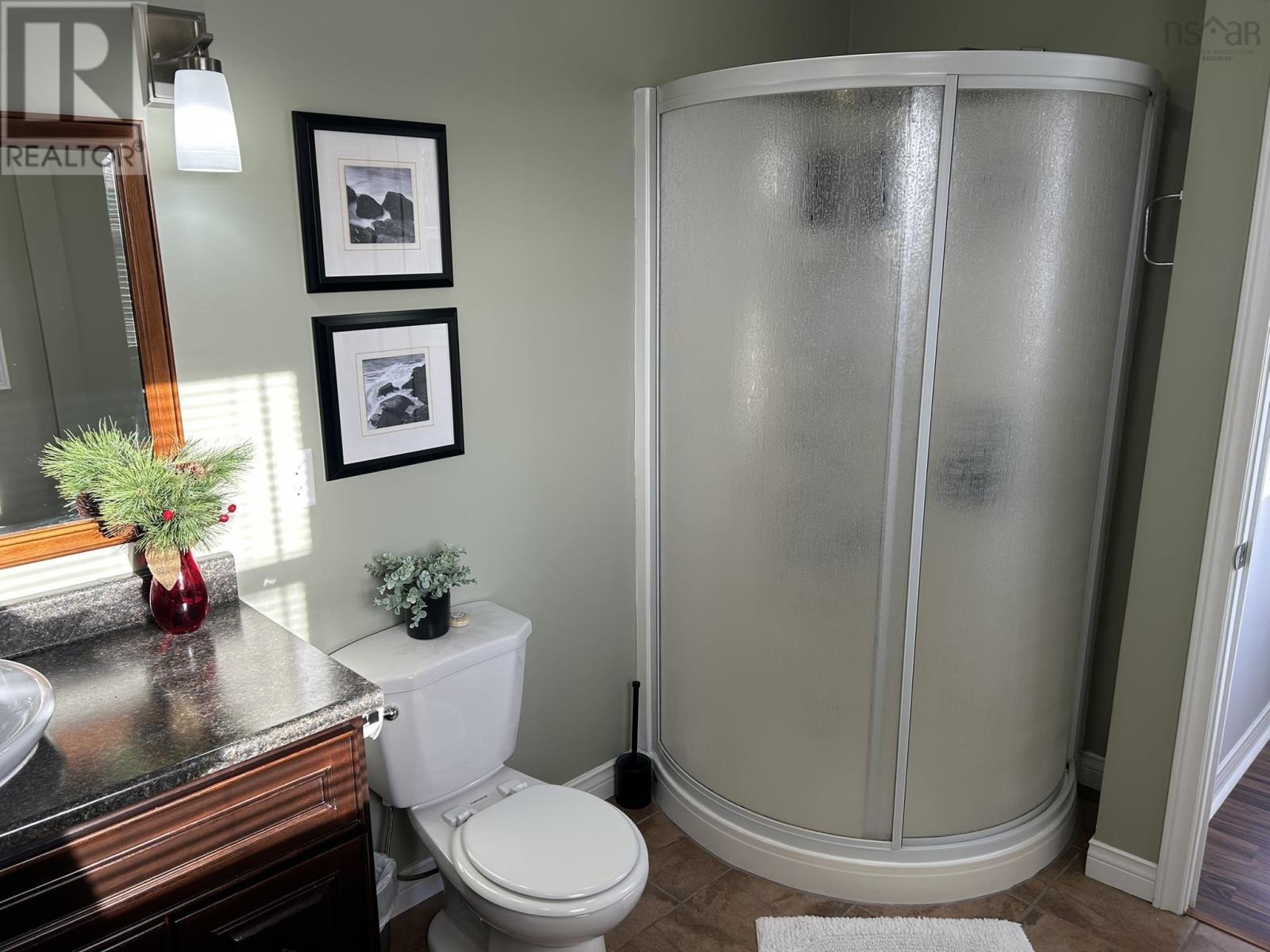 Property 18 of 38 of 2279 NORTH Street