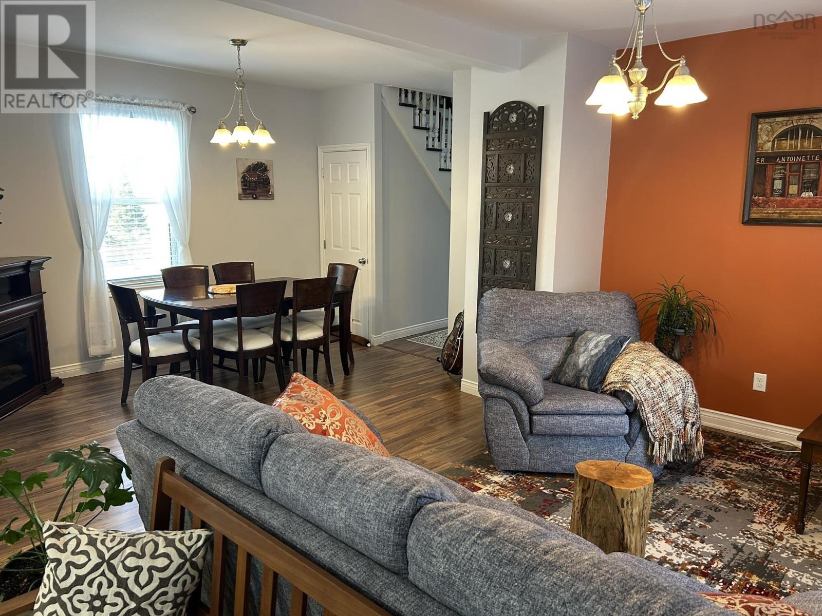 Property 8 of 38 of 2279 NORTH Street