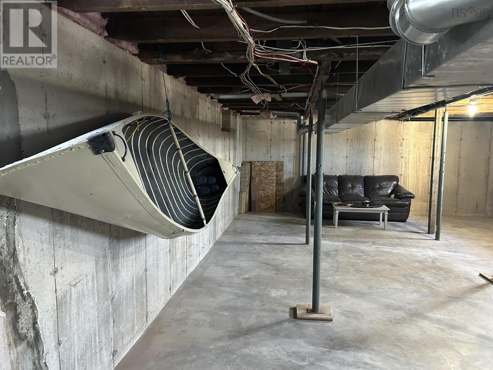 Property 27 of 38 of 2279 NORTH Street