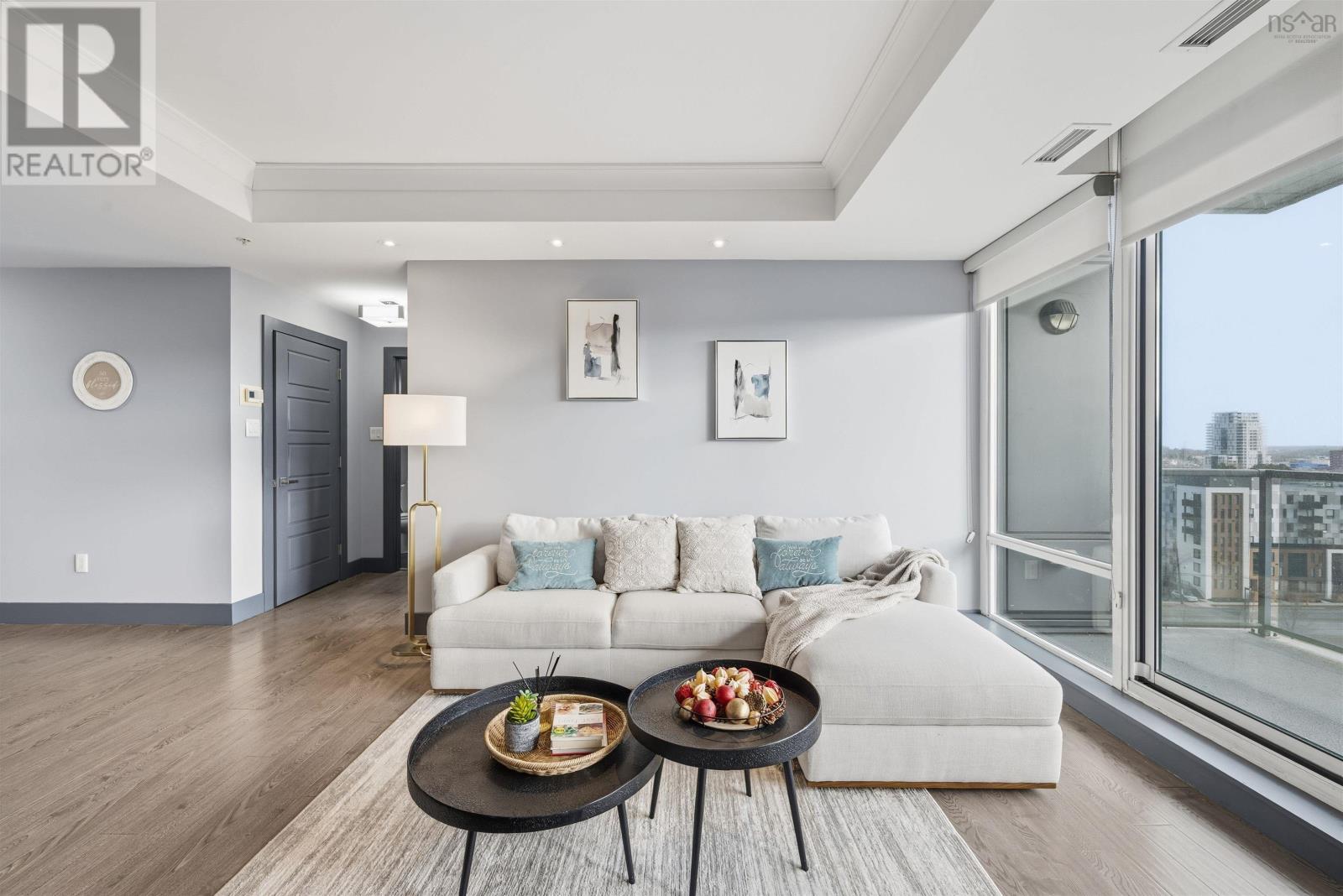 Property 14 of 33 of 903 3471 Dutch Village Road