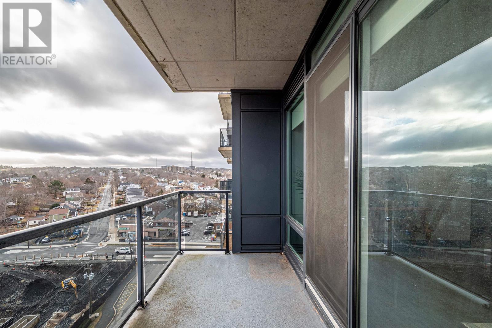 Property 32 of 33 of 903 3471 Dutch Village Road