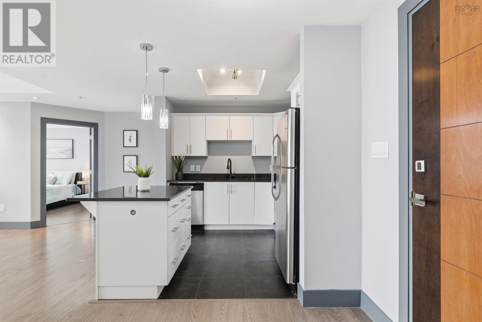 Property 30 of 33 of 903 3471 Dutch Village Road