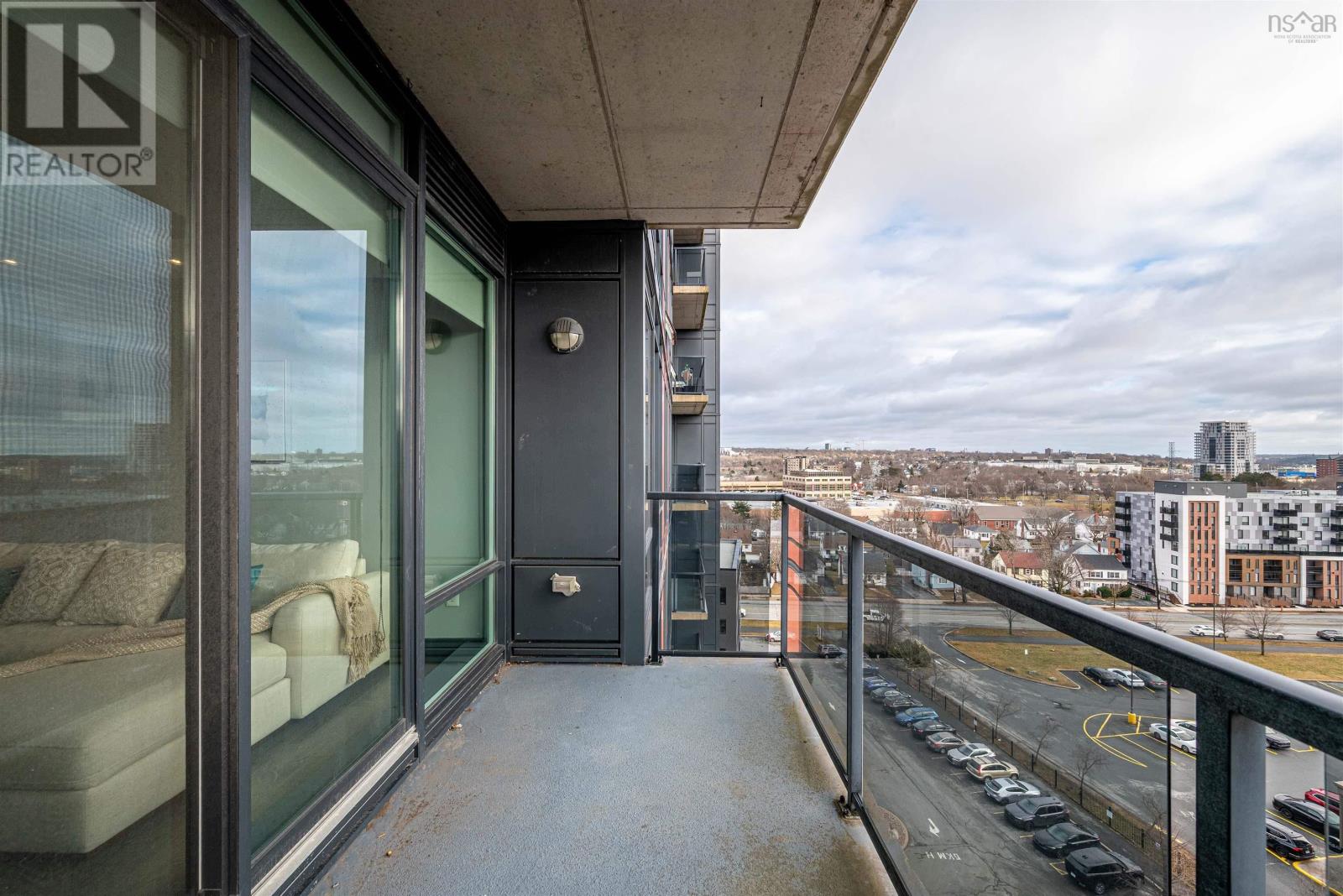 Property 33 of 33 of 903 3471 Dutch Village Road