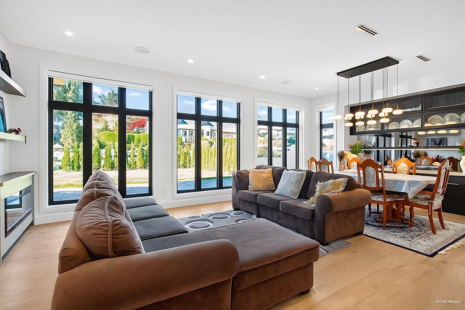 9376 164 STREET, Surrey