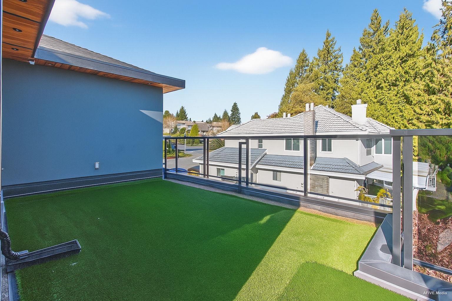 9376 164 STREET, Surrey