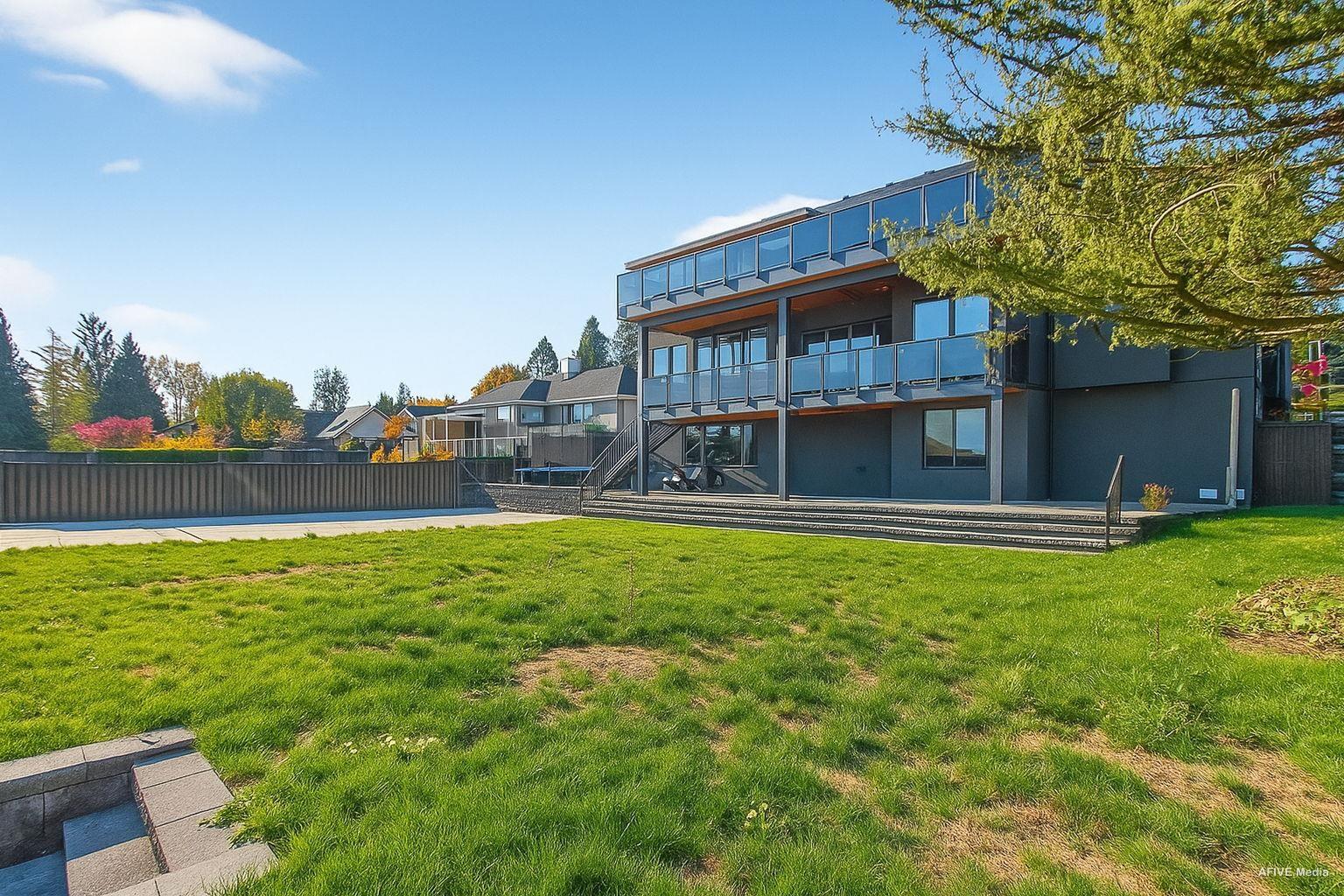 9376 164 STREET, Surrey