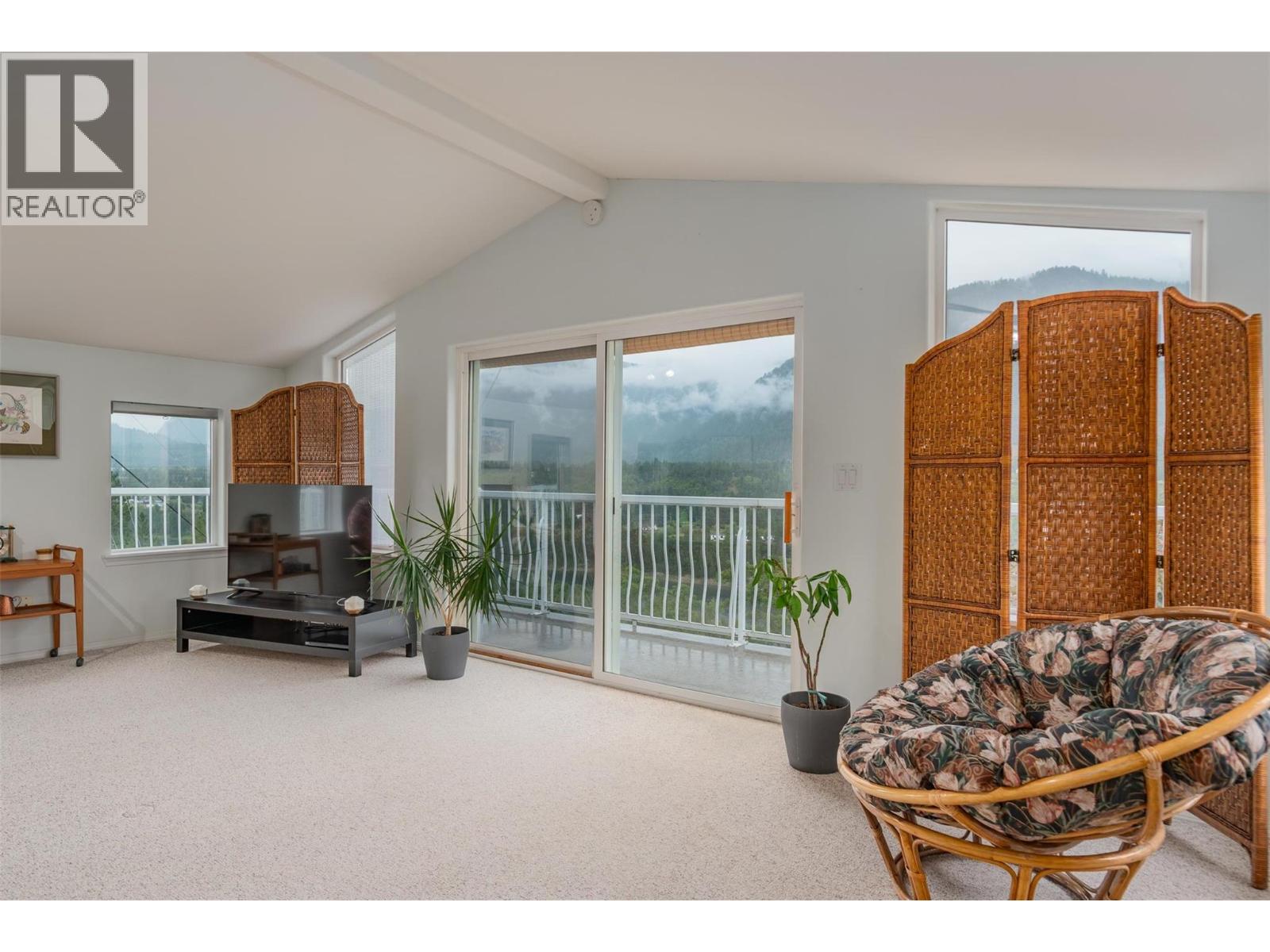 3101 4TH Avenue, Castlegar