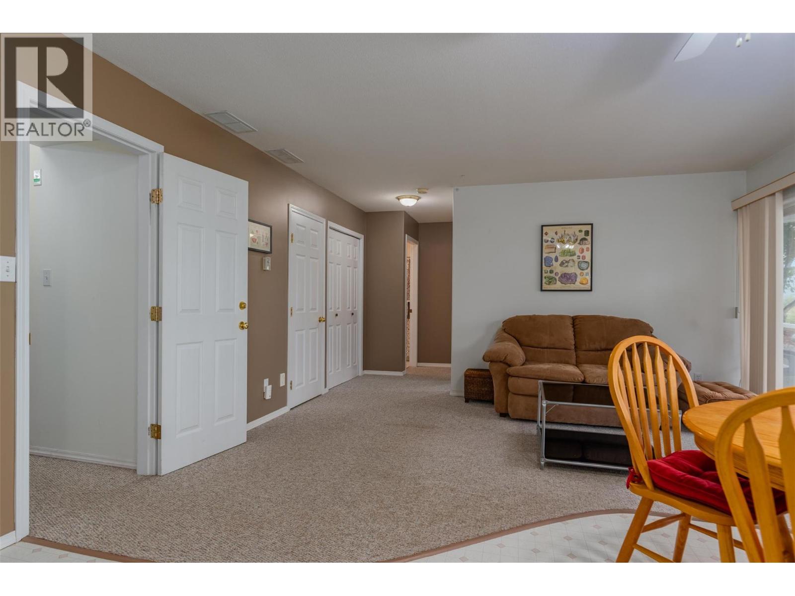 3101 4TH Avenue, Castlegar