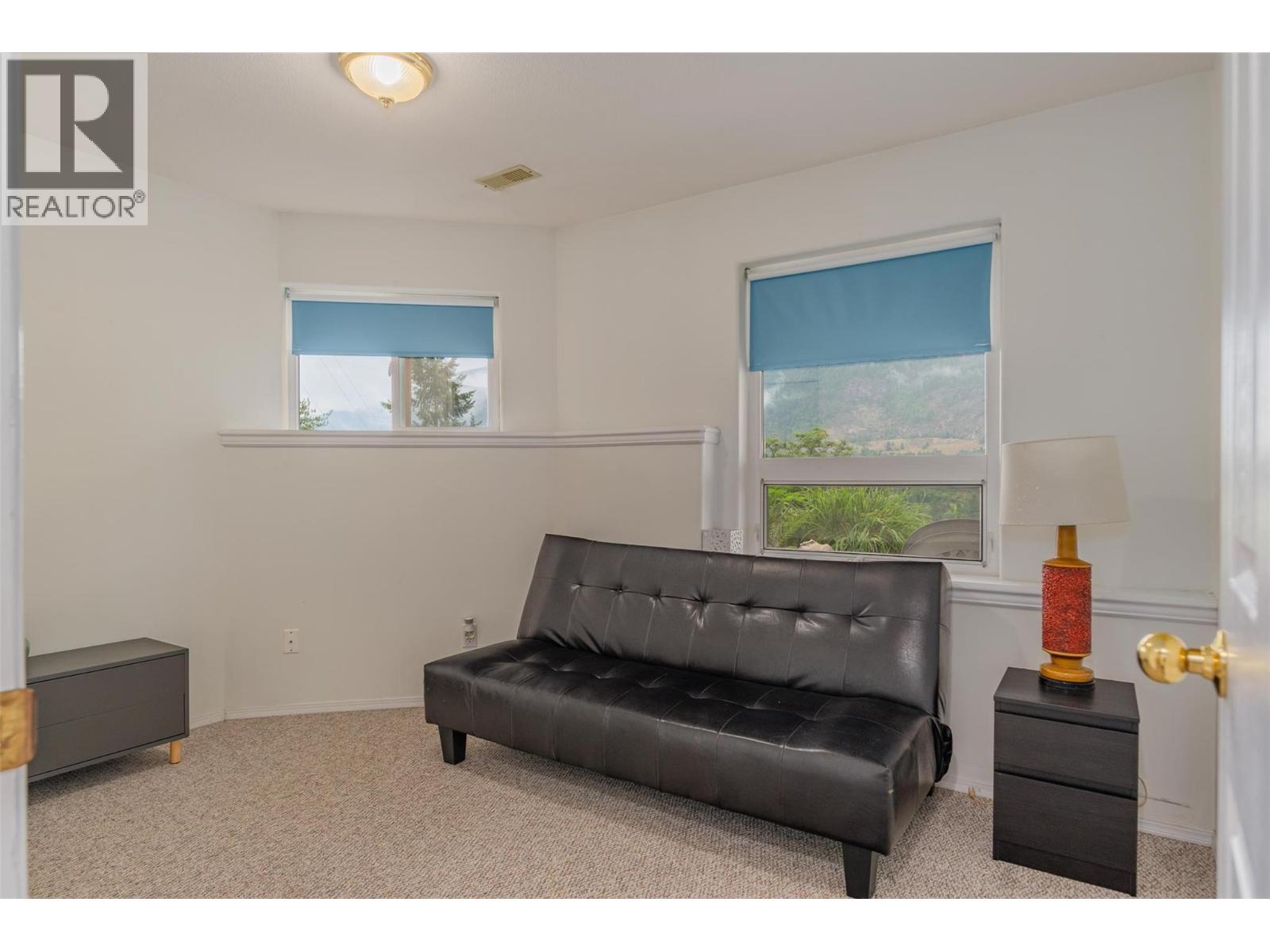 3101 4TH Avenue, Castlegar