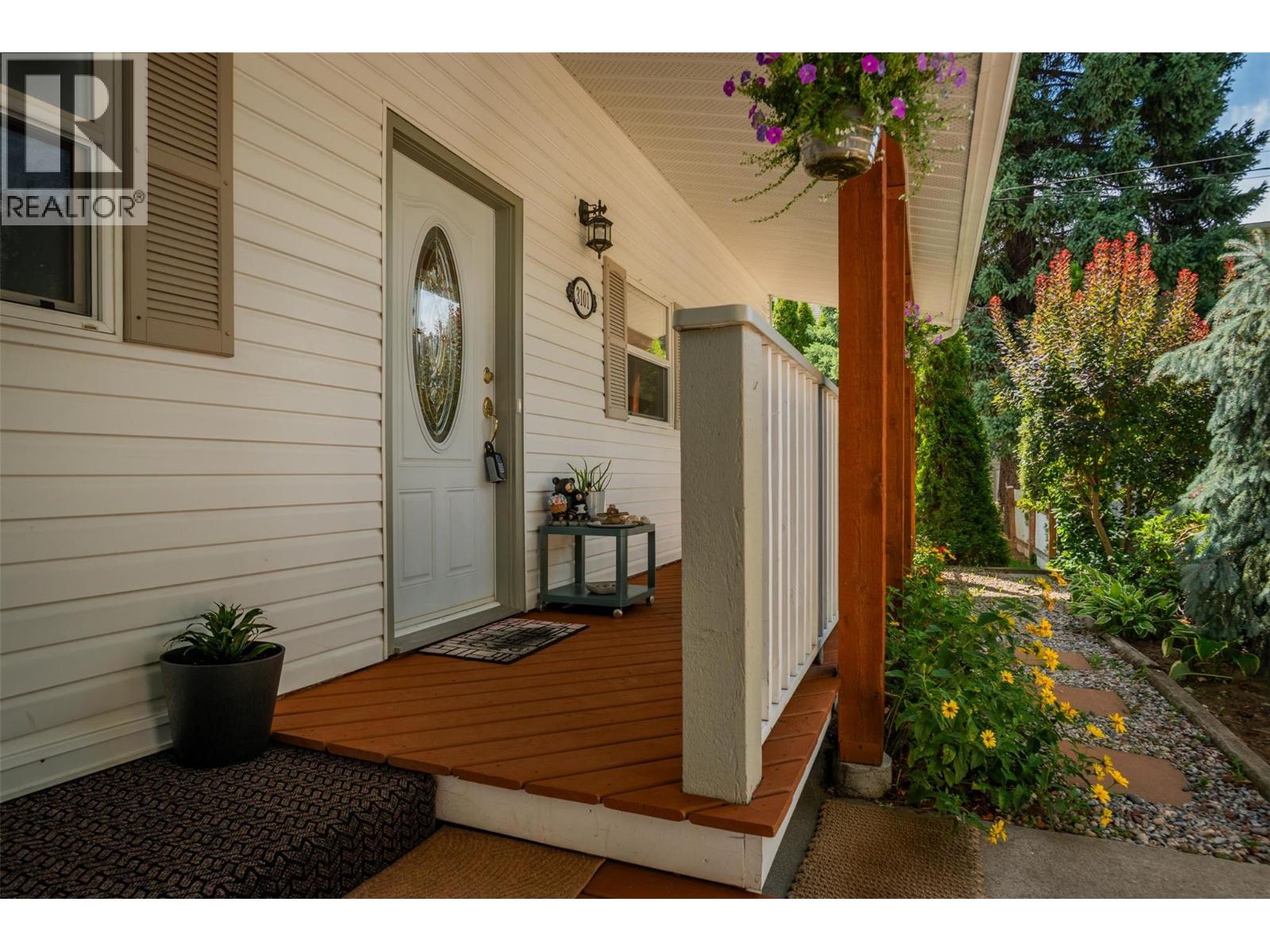 3101 4TH Avenue, Castlegar