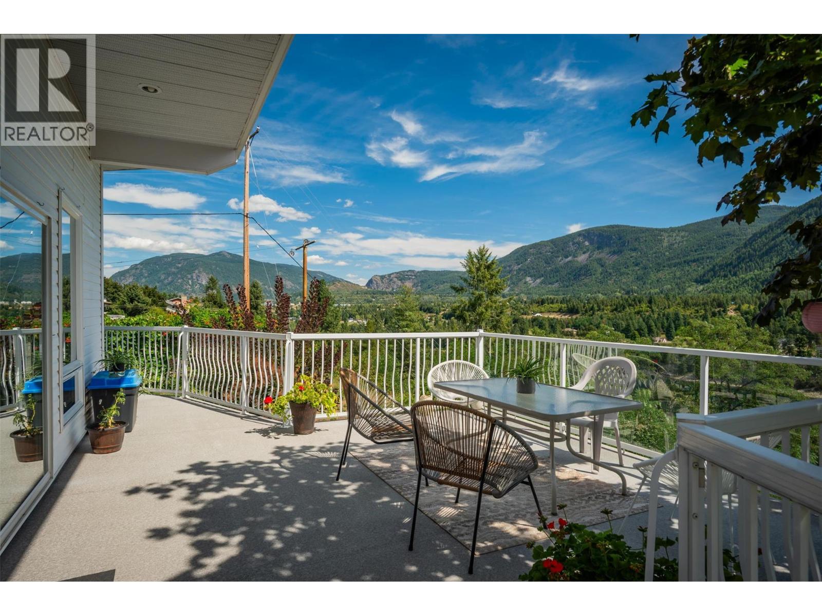 3101 4TH Avenue, Castlegar
