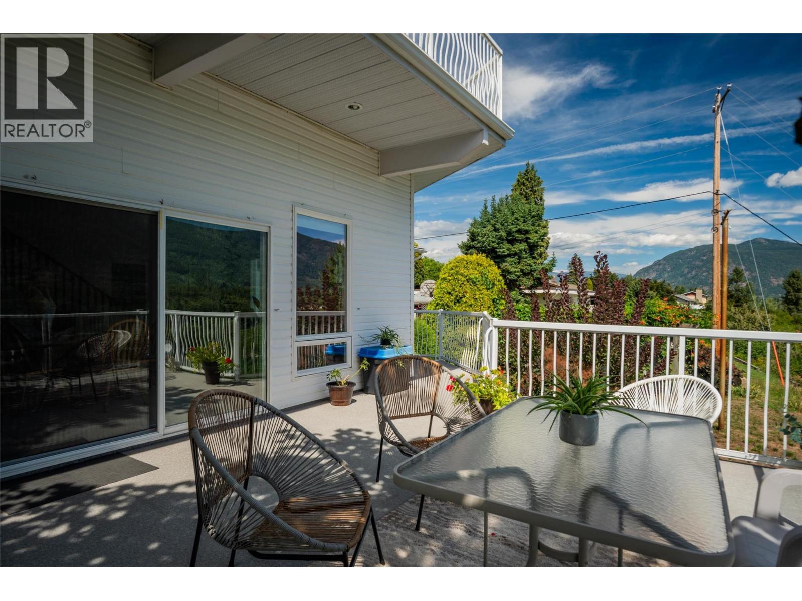 3101 4TH Avenue, Castlegar