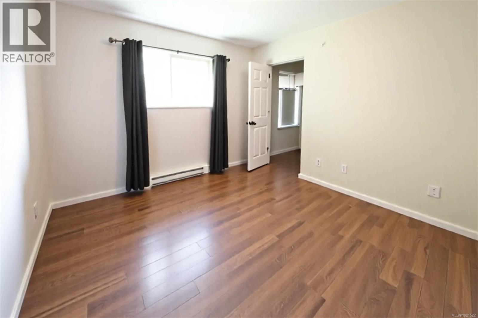 645 Shore Pine Cres, Tofino