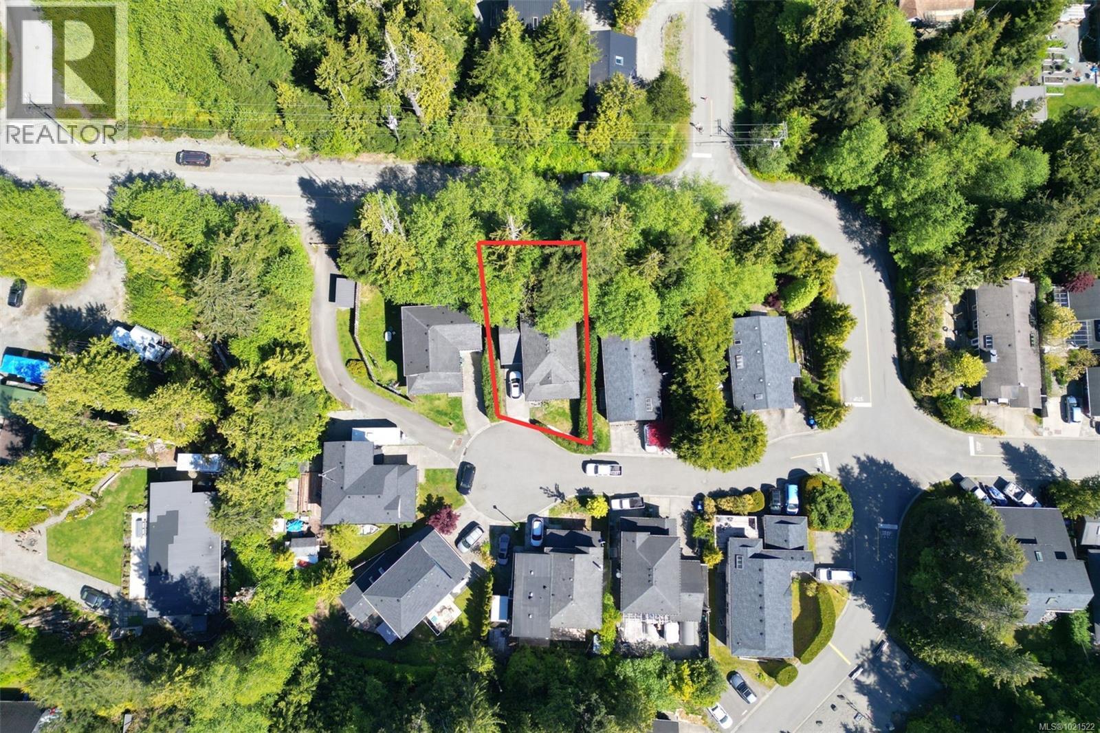 645 Shore Pine Cres, Tofino