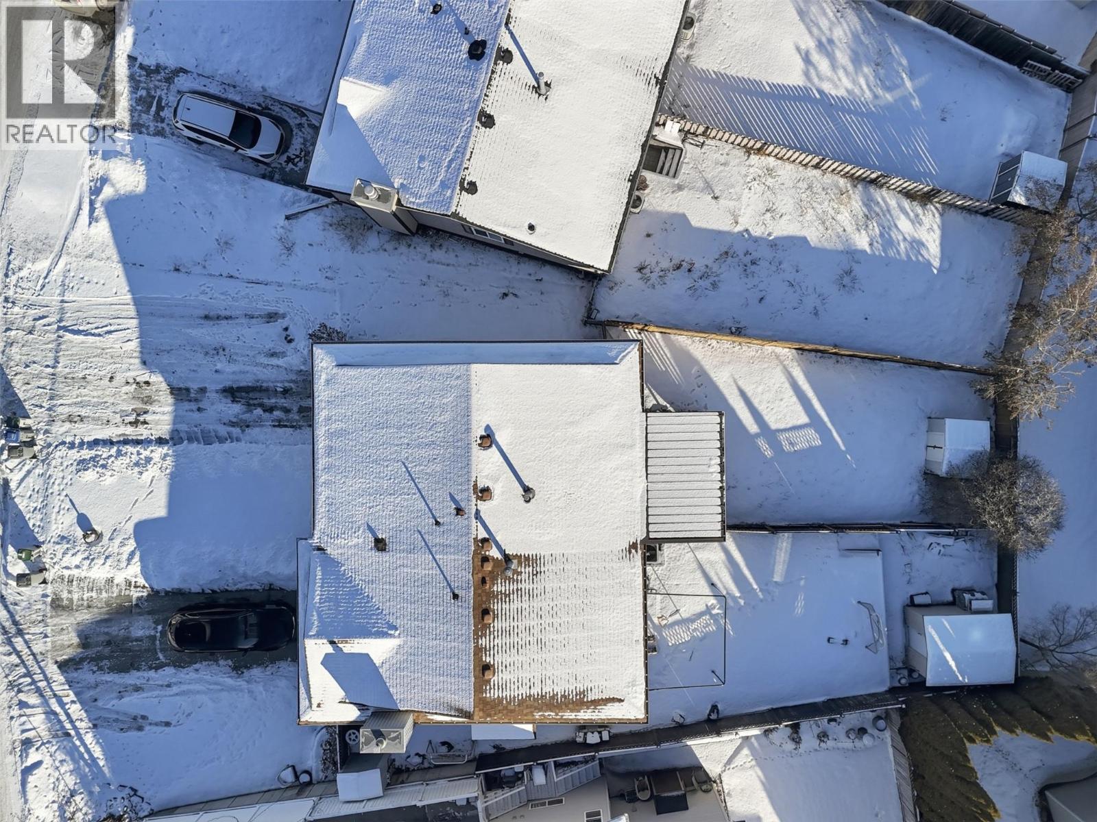 383 HOLLYBURN DRIVE - 39