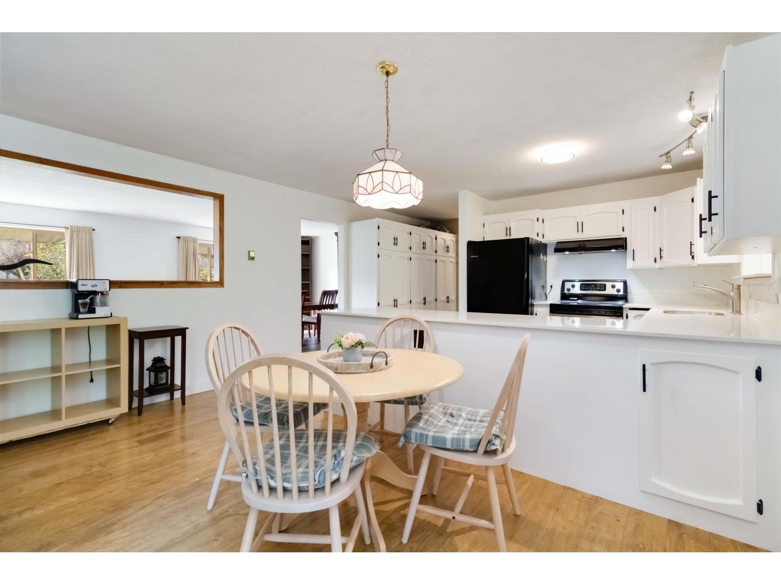 9220 COOTE STREET, Chilliwack Proper East, Chilliwack