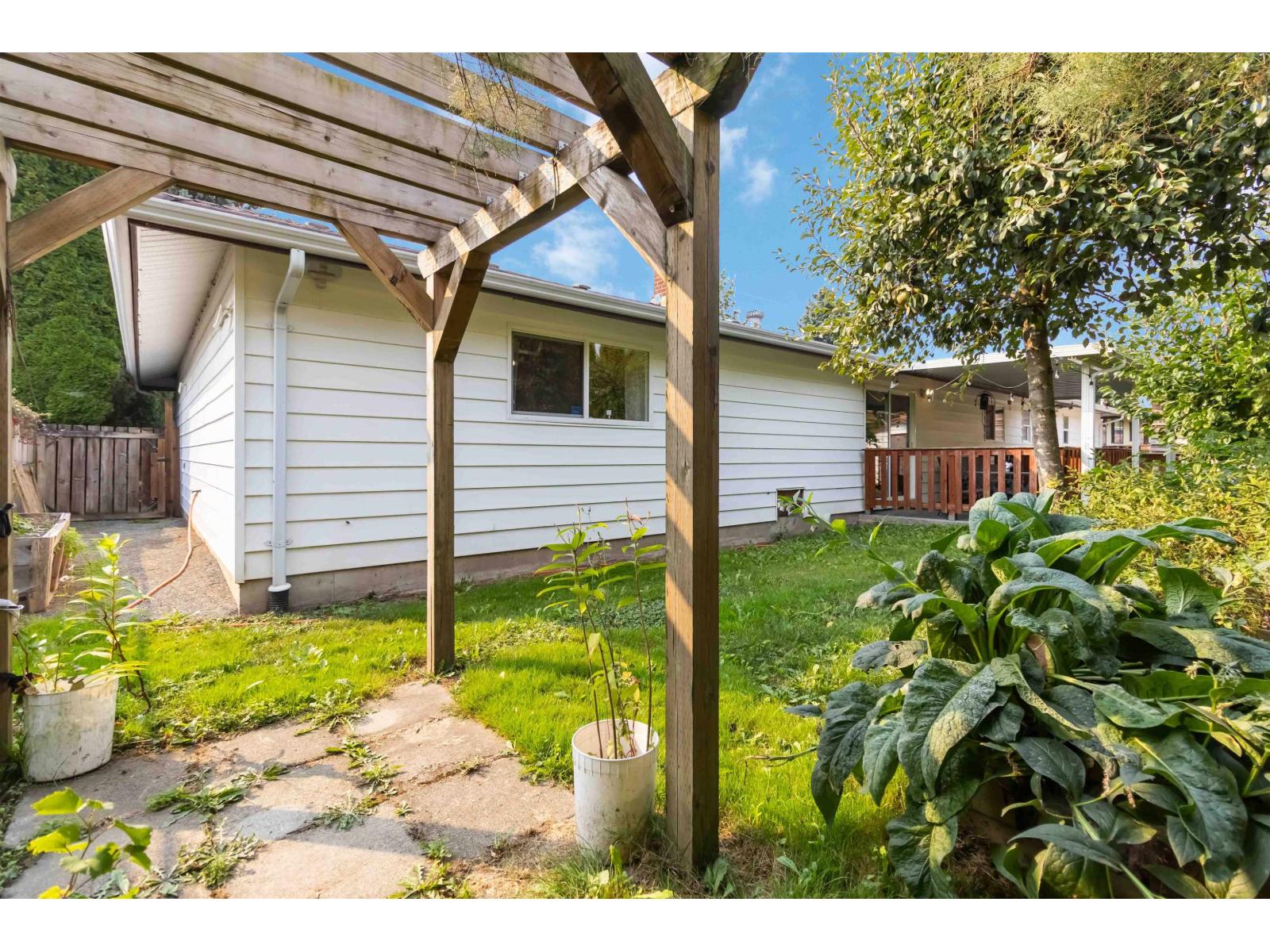 9220 COOTE STREET, Chilliwack Proper East, Chilliwack