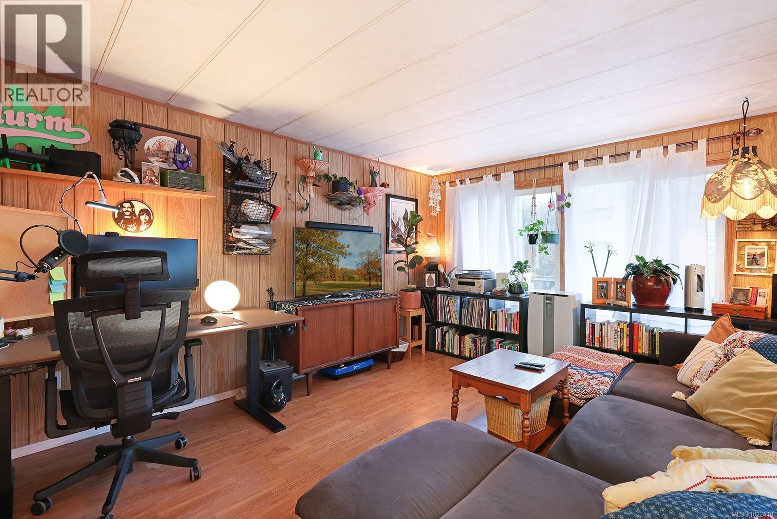 1870 Willis Rd, Campbell River