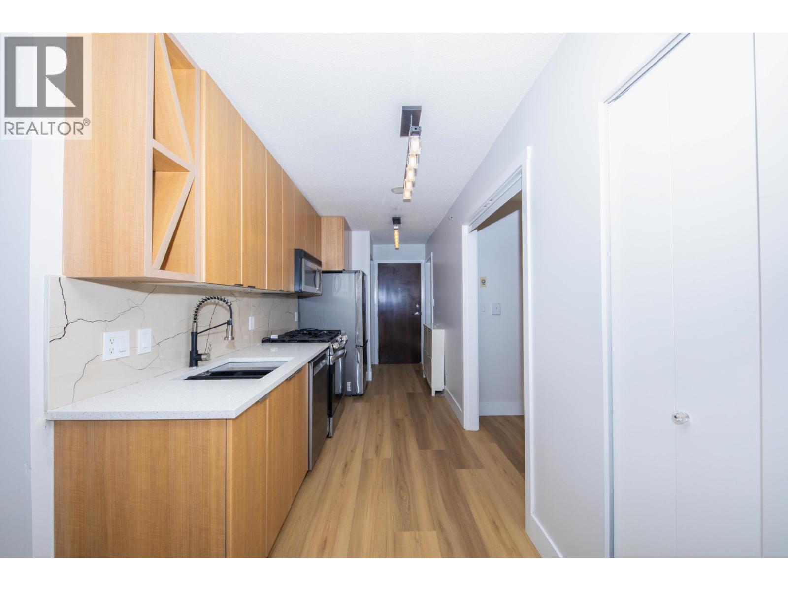 2103 1010 RICHARDS STREET, Vancouver