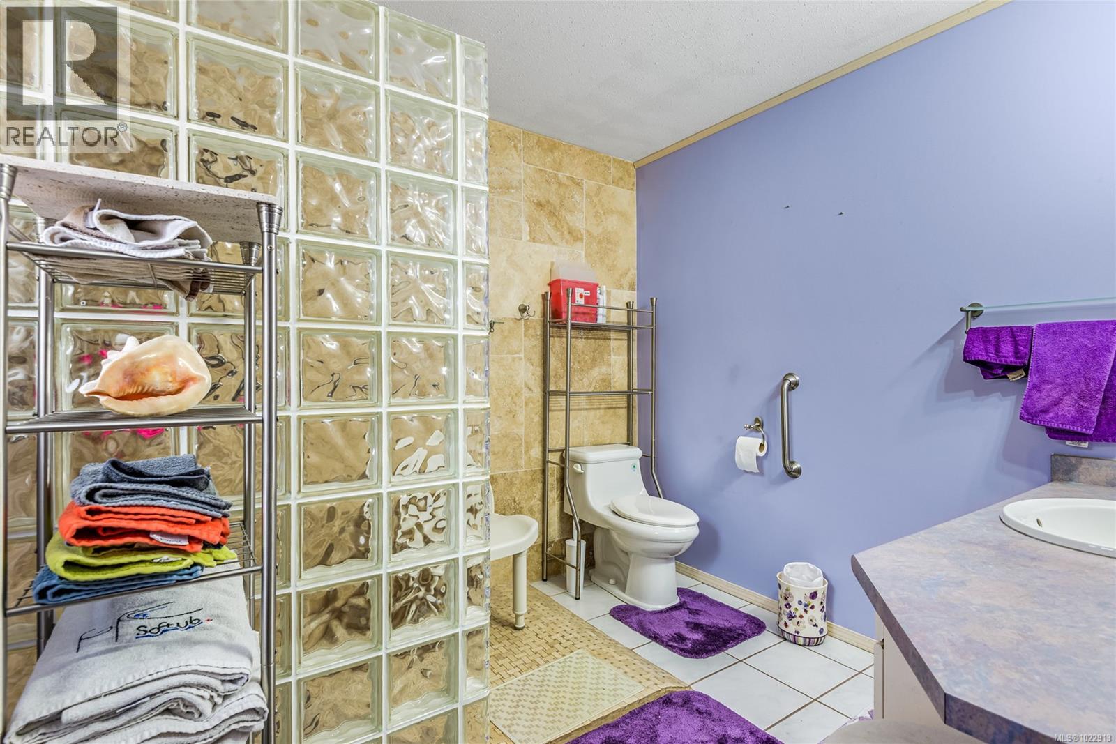 8955 MCLAREY AVE - 11