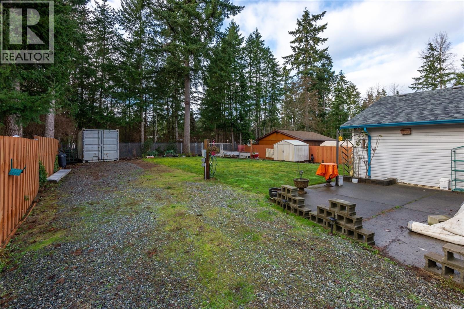 8955 MCLAREY AVE - 16