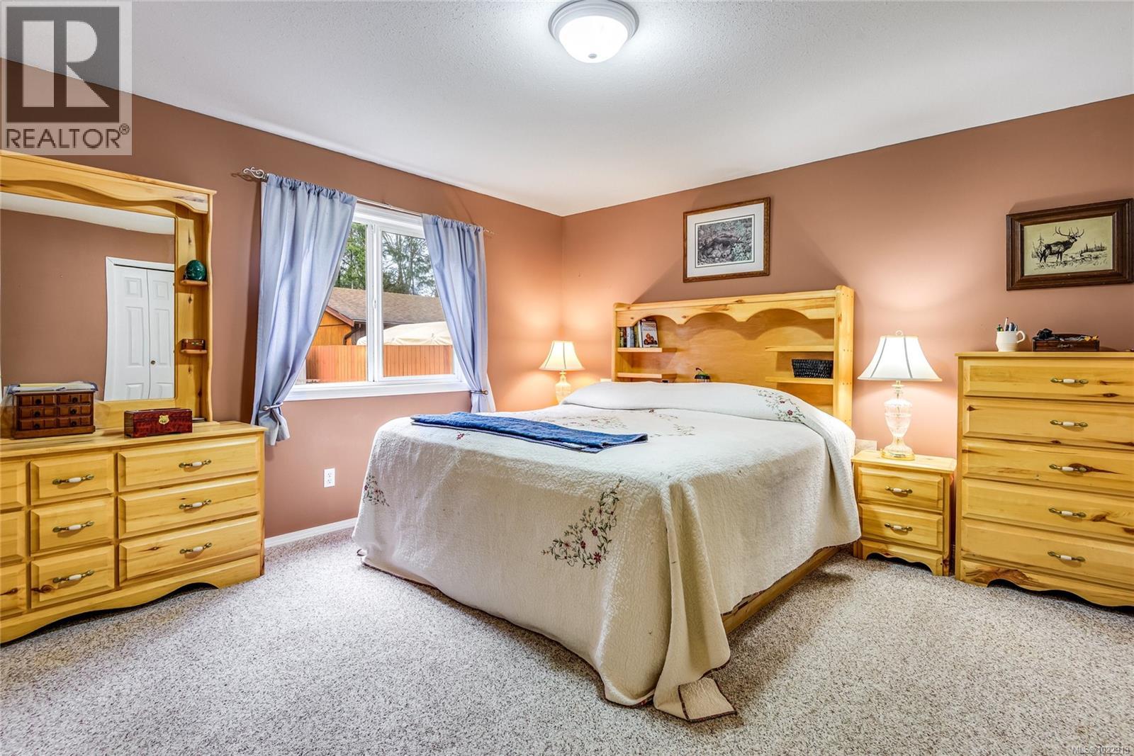 8955 MCLAREY AVE - 9