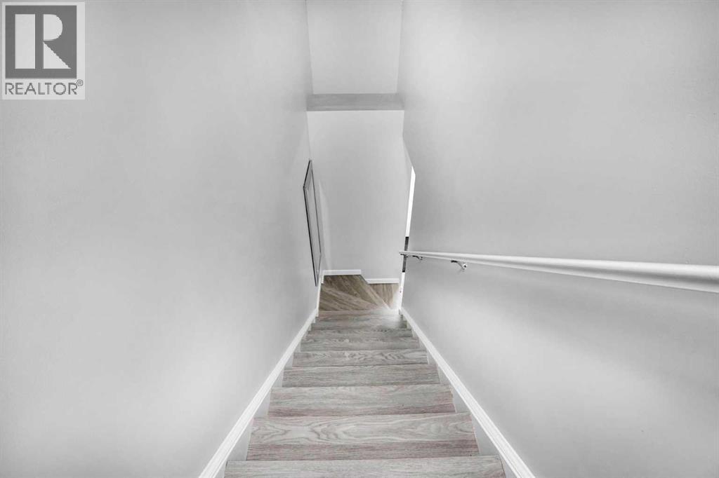 Single Family House for Sale in  Saddlebrook Point NE Saddle Ridge Calgary 