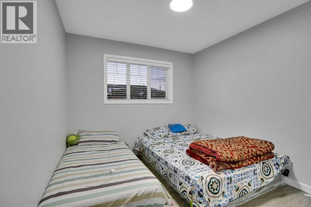 Single Family House for Sale in  Saddlebrook Point NE Saddle Ridge Calgary 